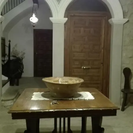 Casa Cartujet * Каласейте